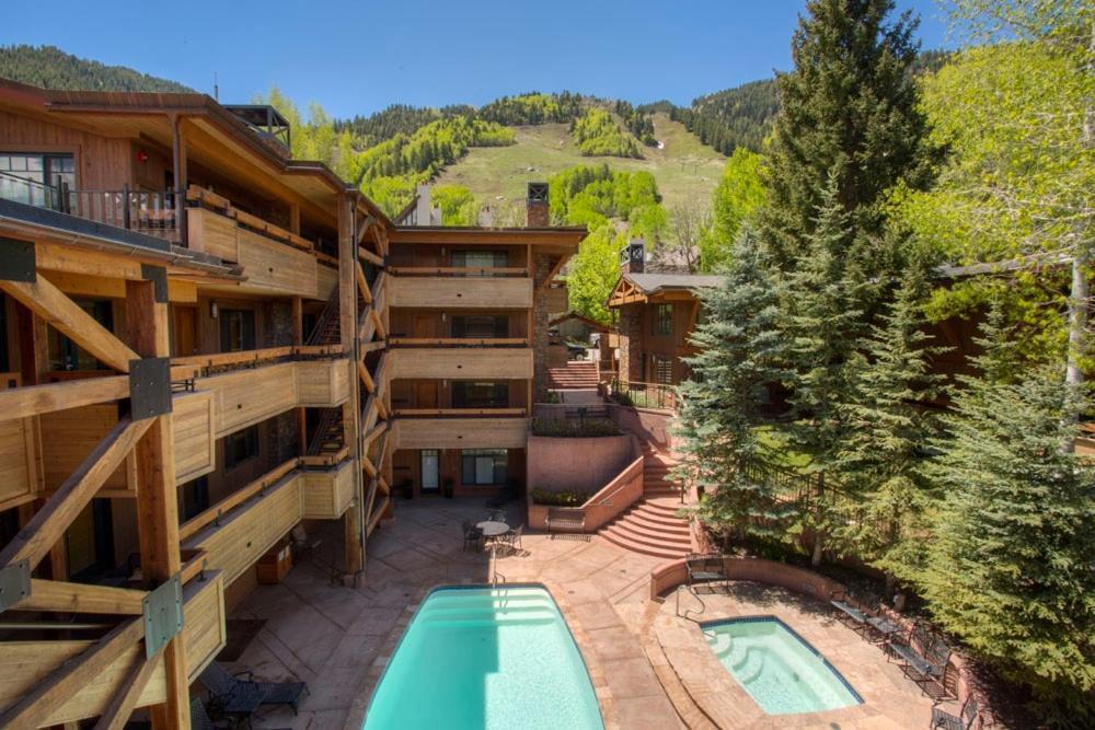 Fasching Haus Unit 8, Deluxe Townhouse W/ A/C, Private Deck, 2 Blocks To Downtown Villa Aspen Exteriör bild